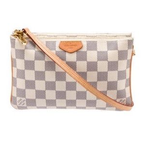 Louis Vuitton Double Zip Pochette